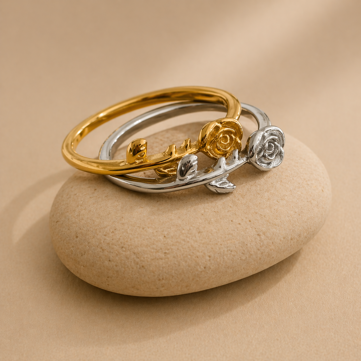 Anillo de rosa bañado en oro