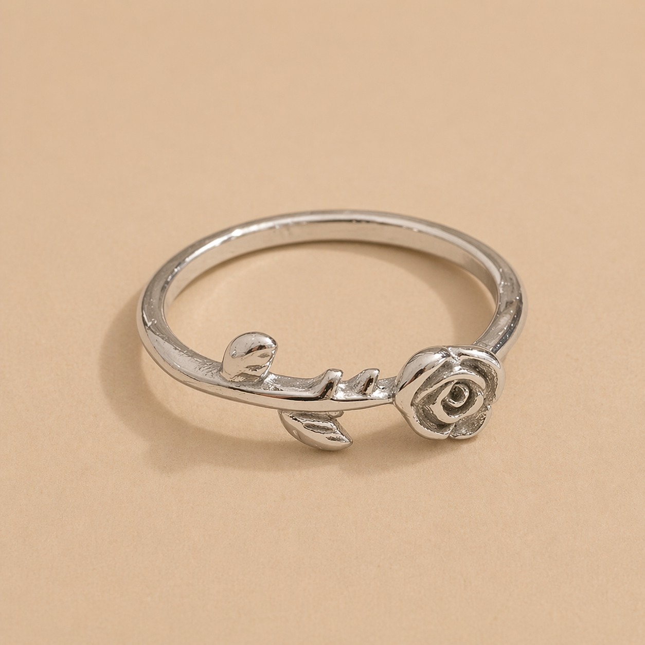 Anillo de rosa bañado en oro