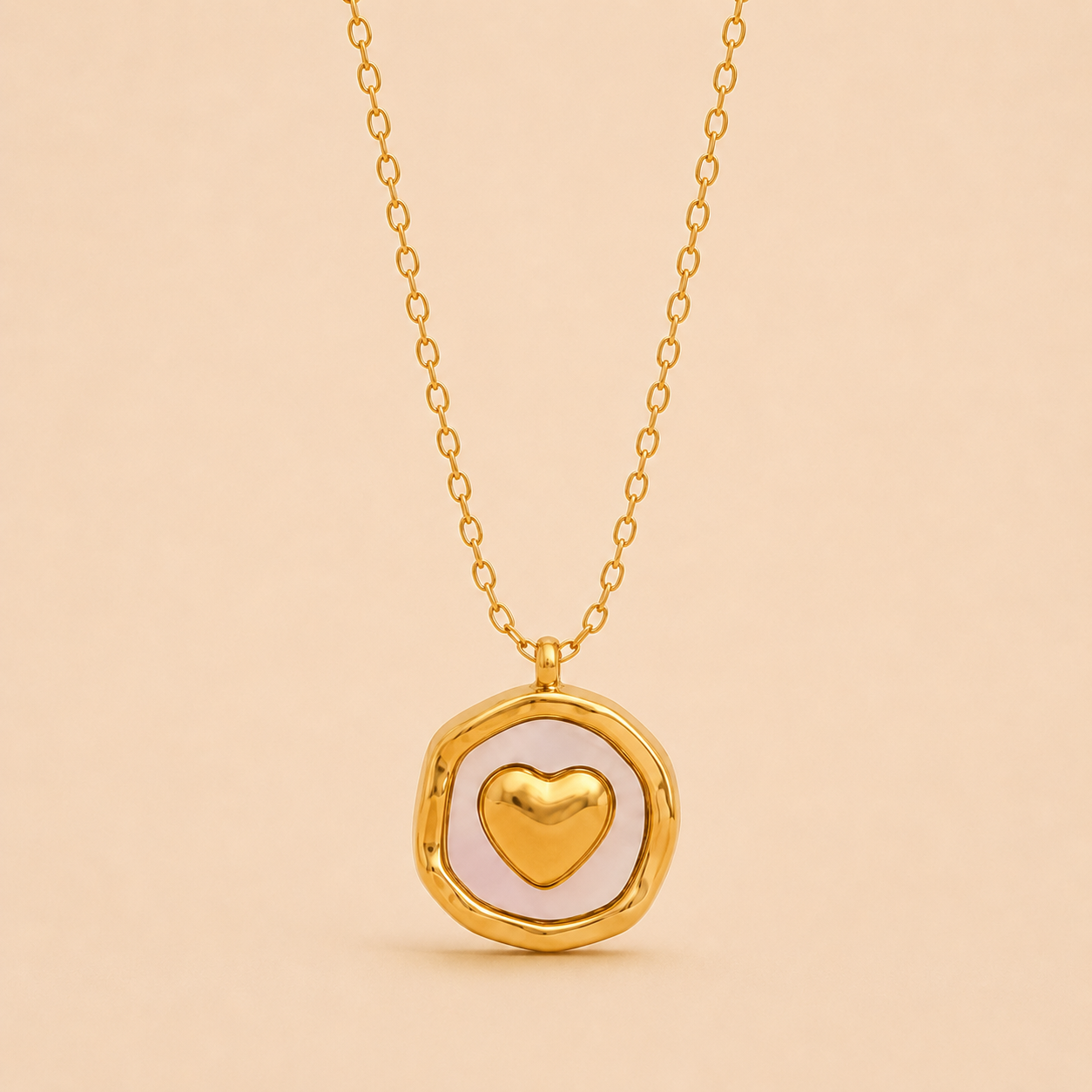 Collar de corazon bañado en oro