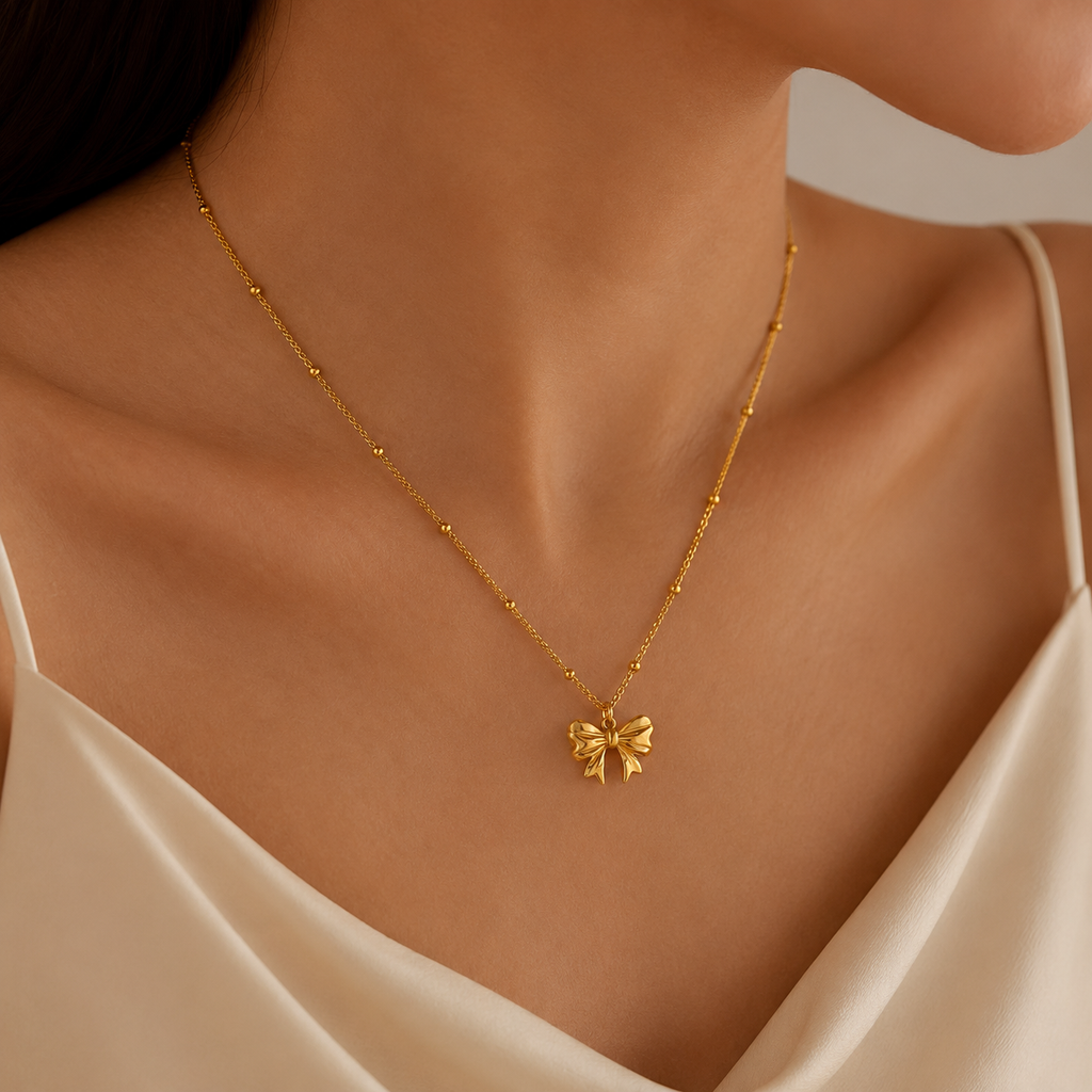 Collar de lazo bañado en oro