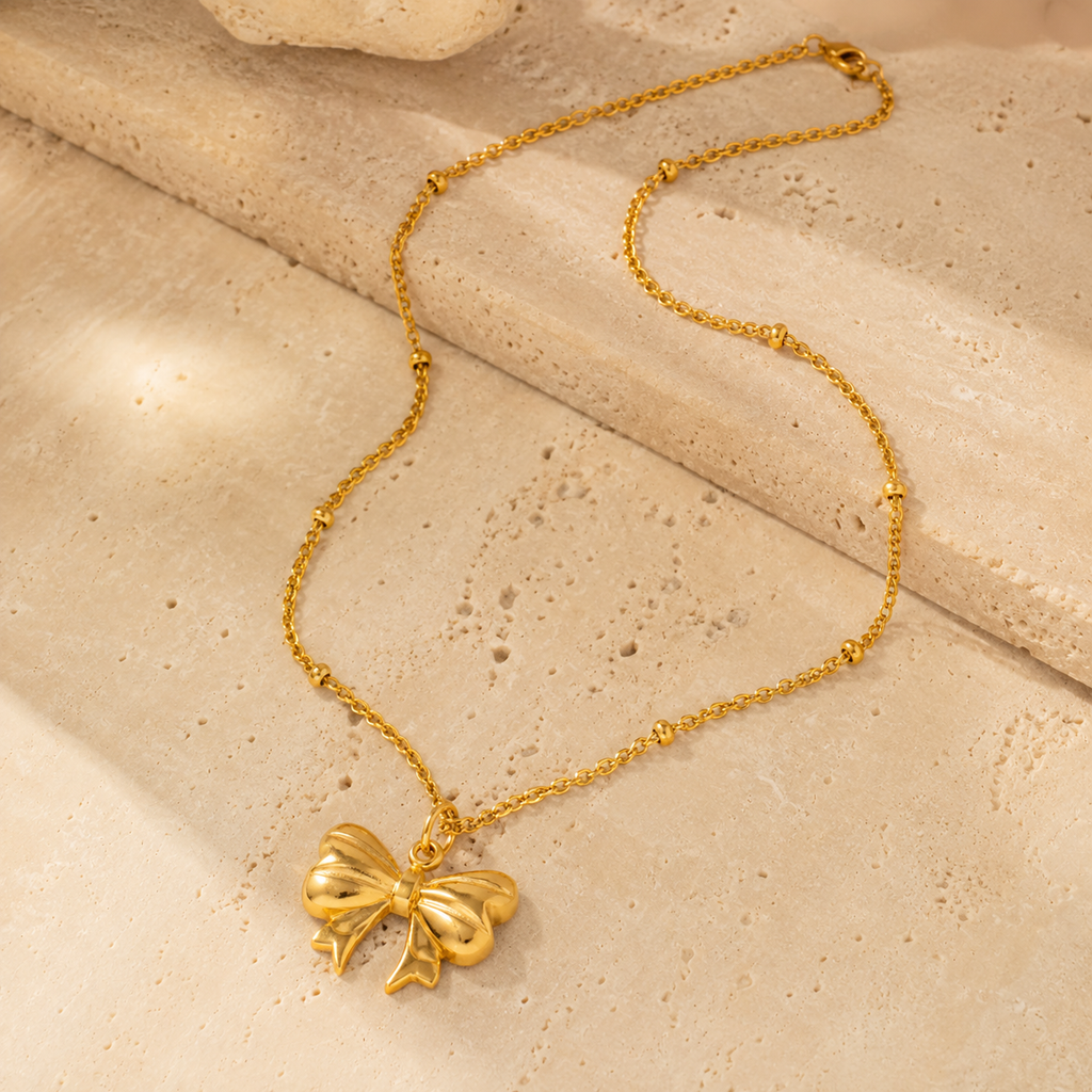 Collar de lazo bañado en oro